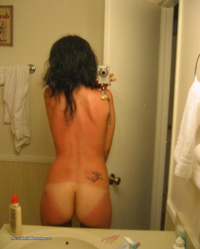 15P Compilation of a naughty Asian girlfriend posing naked