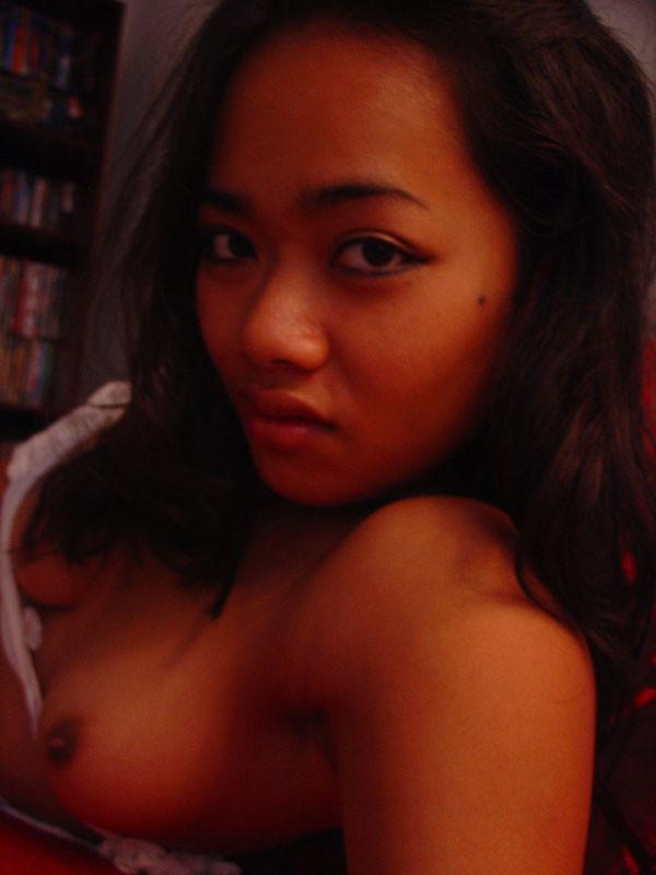 15P Nice photo compilation of hot Oriental chicks
