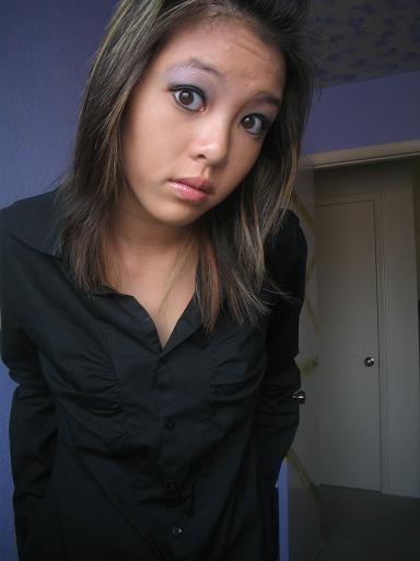13P Sweetie posing and mugging real cute for her cam