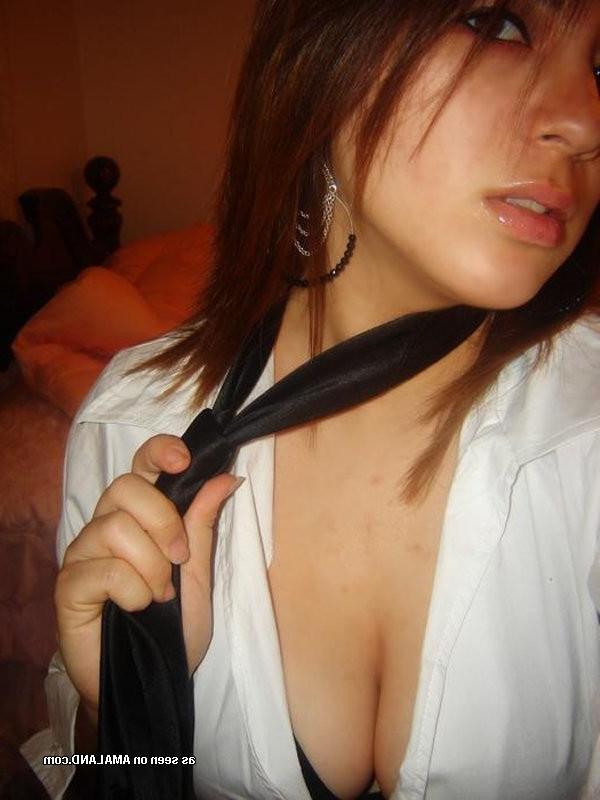 15P Photo compilation of nice and sultry Oriental bitches