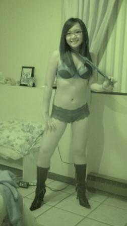 18P Some chubby Asian chicks posing for nightvision