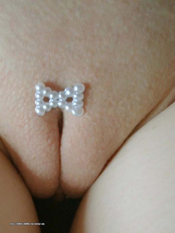 12P Chinese honey showing her body off