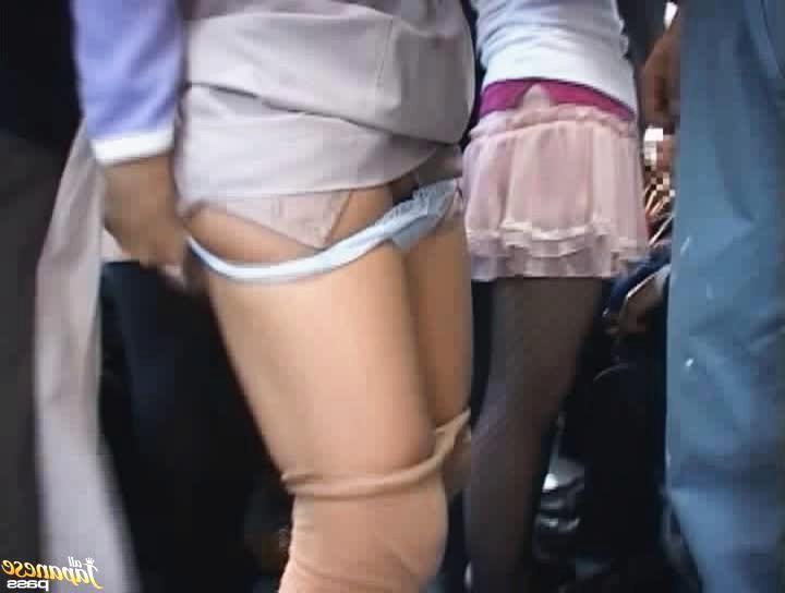 16P Kinky Jap girl fucked in public
