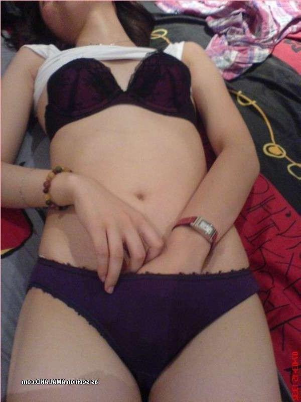 14P Picture compilation of slutty amateur Oriental babes