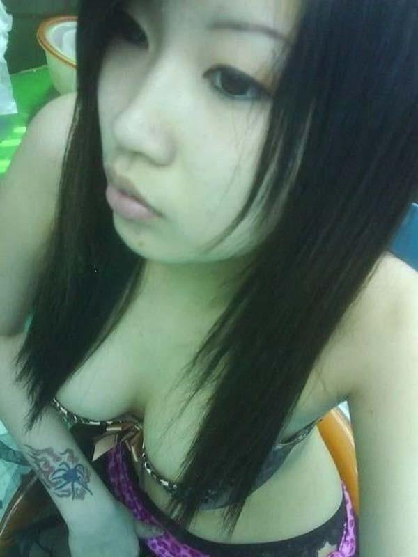15P Picture gallery of cutie amateur Oriental babes