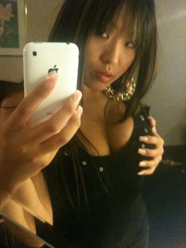 15P Collection of hotness amateur Vivian in her sexy photos