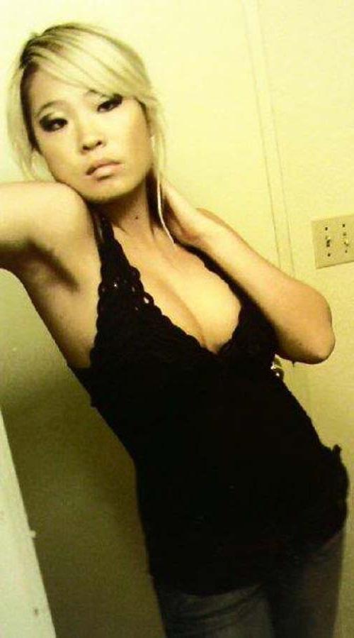 15P Collection of hotness amateur Vivian in her sexy photos
