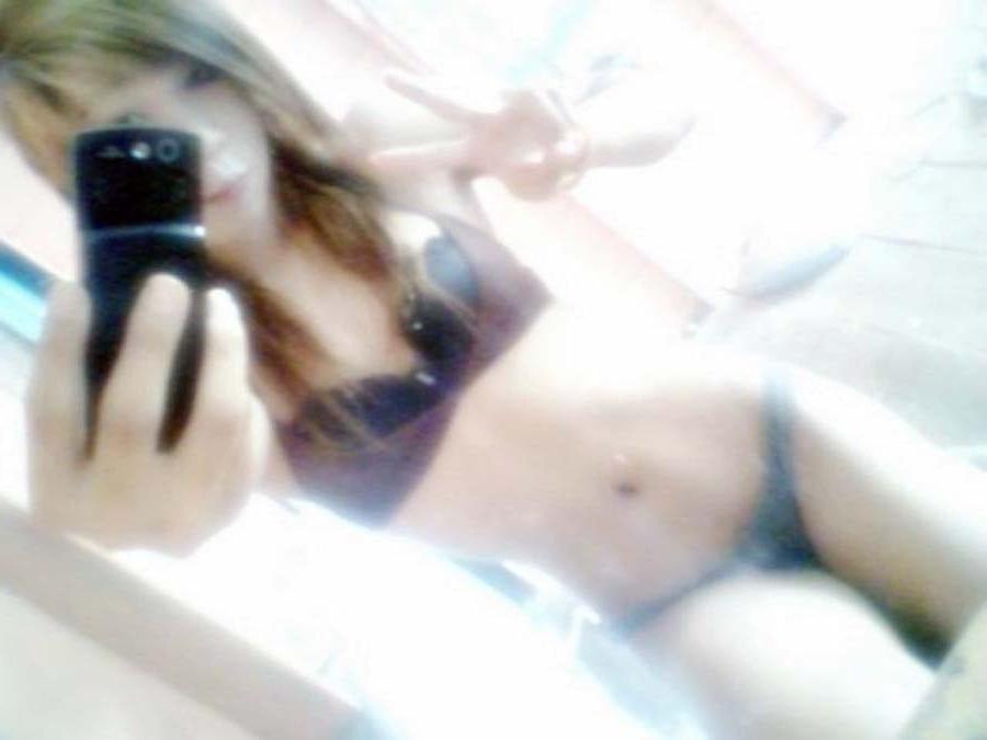 15P Photos of a mix of raunchy naughty Asian GFs