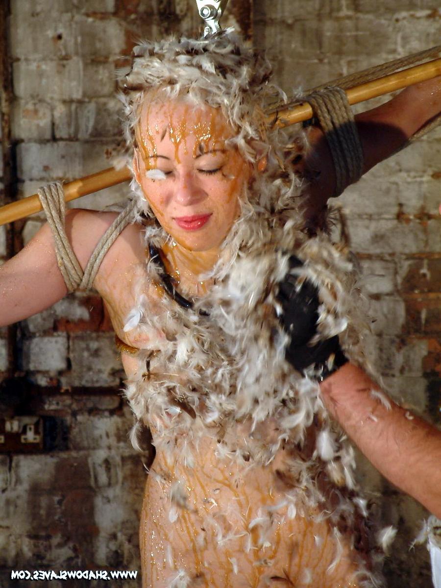 16P Bizarre feather and tar bondage of humiliated Kumi