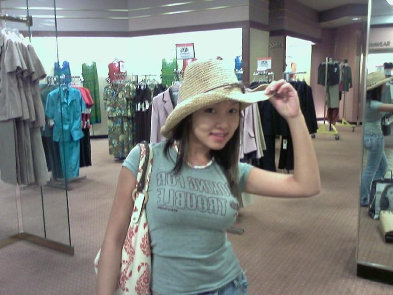 16P Asian teen nymph enjoy showing her sweet and juicy body