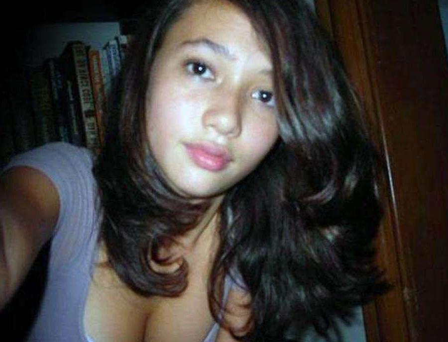15P Pictures of random Oriental hotties