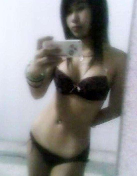 14P Nice collection of slim Cheng’s vanity photos
