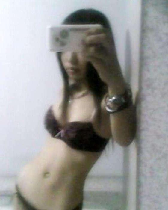14P Nice collection of slim Cheng’s vanity photos