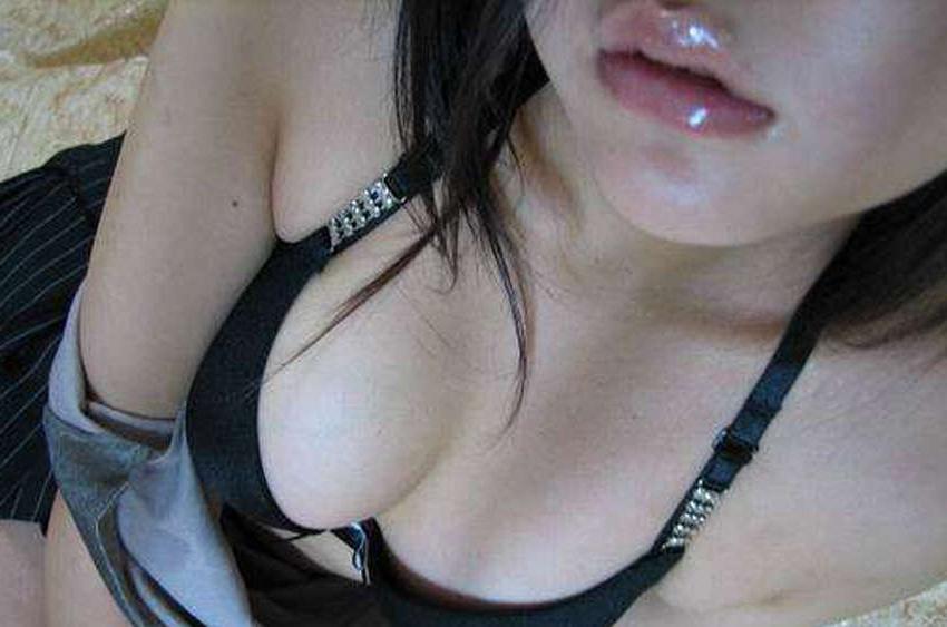 15P Nice picture collection of Oriental girlfriends