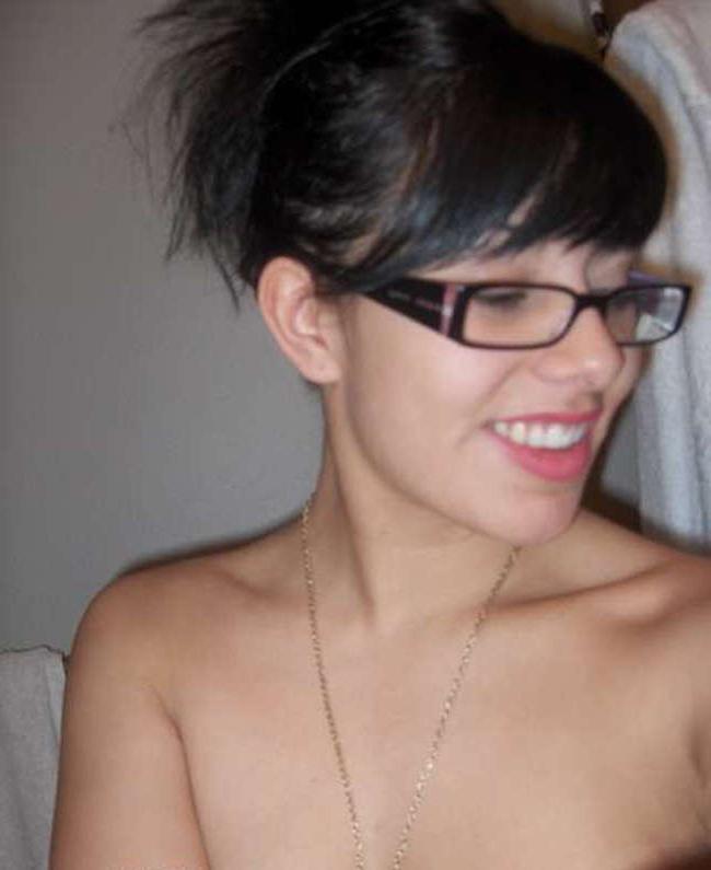 15P Nice picture collection of Oriental girlfriends
