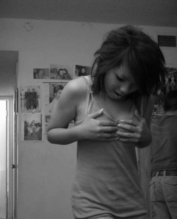 15P Nice picture collection of Oriental girlfriends