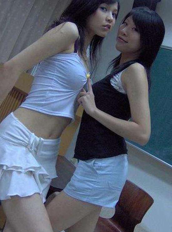 15P Mix picture set of sexy Asian chicks