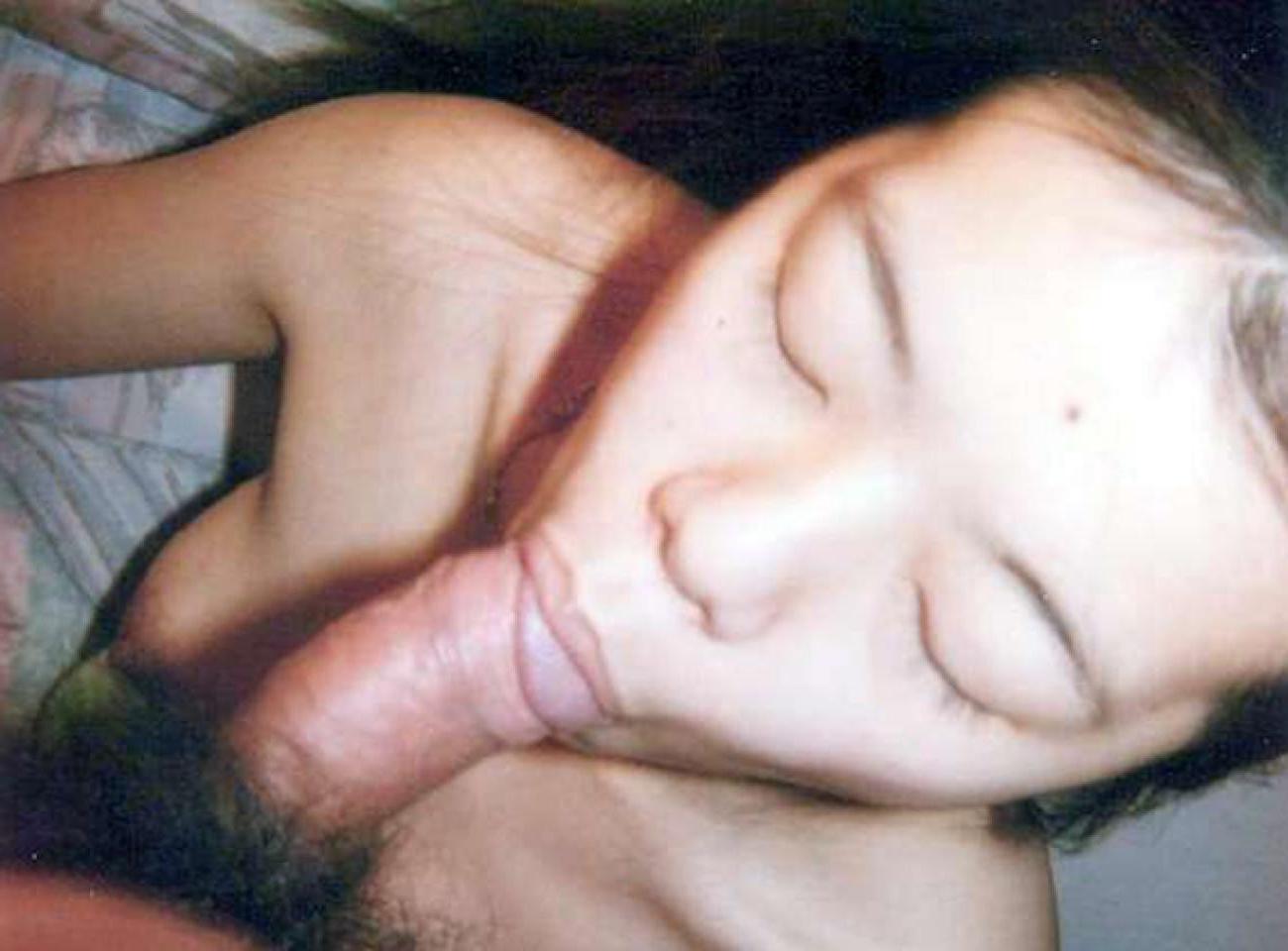 16P Asian teen nymph enjoy showing her sweet and juicy body