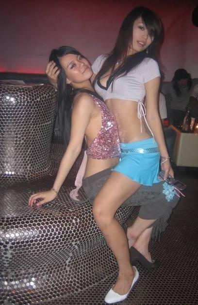 16P A collection of pairs of sexy Asian babes