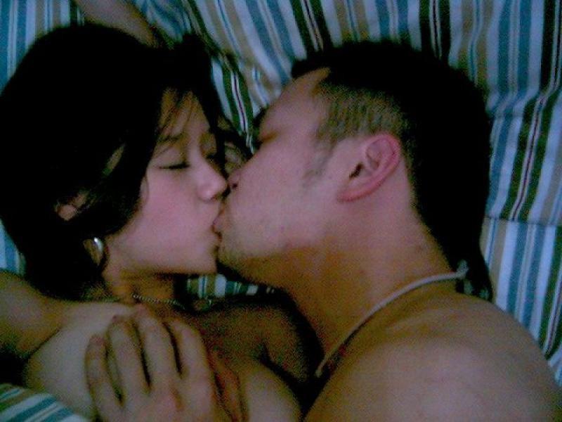 18P A compilation of this cute Asian chick dildo fucking