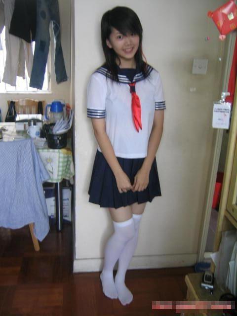 16P A compilation of cute and sexy Asian babe pics