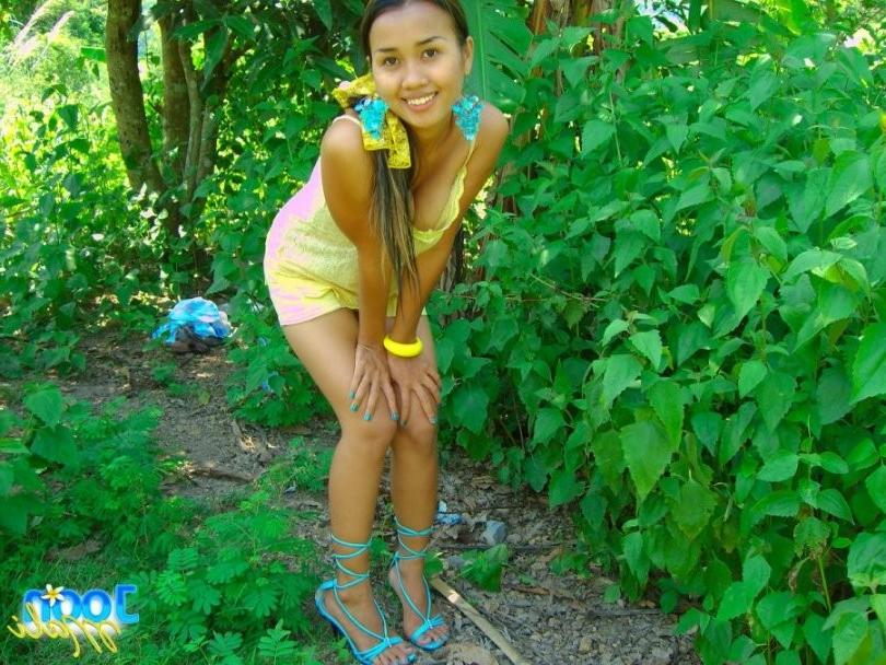16P thai sweety gets naughty in the jungle