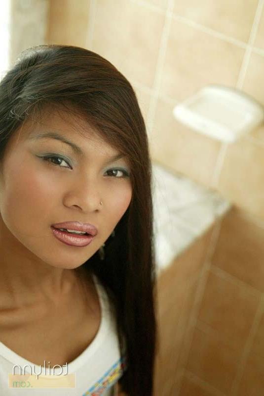 15P Thai goddess Tailynn shows off cute panties