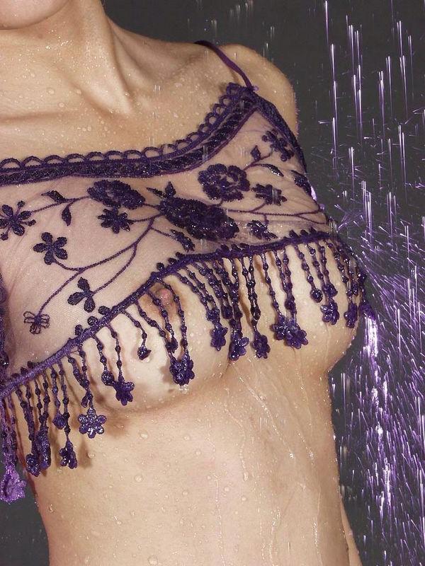 16P Teen asian shows her nice boobs and her juicy ass