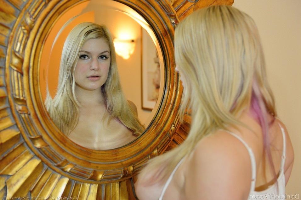 15P Sun Goddess Danielle FTV