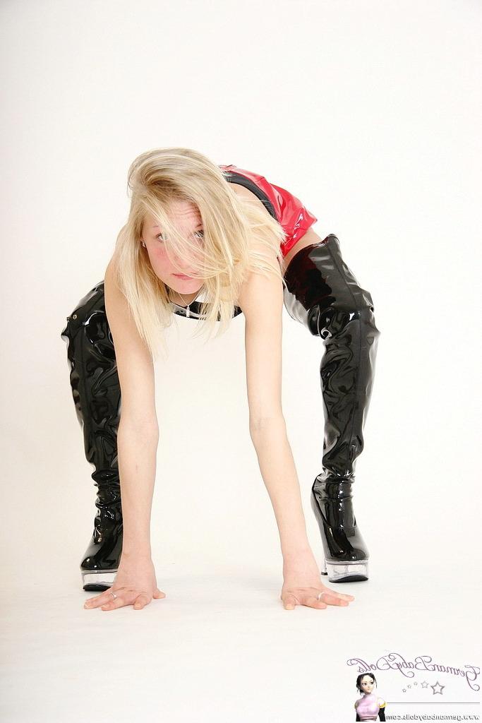 16P Jean in hot shiny pvc dress posing flexi