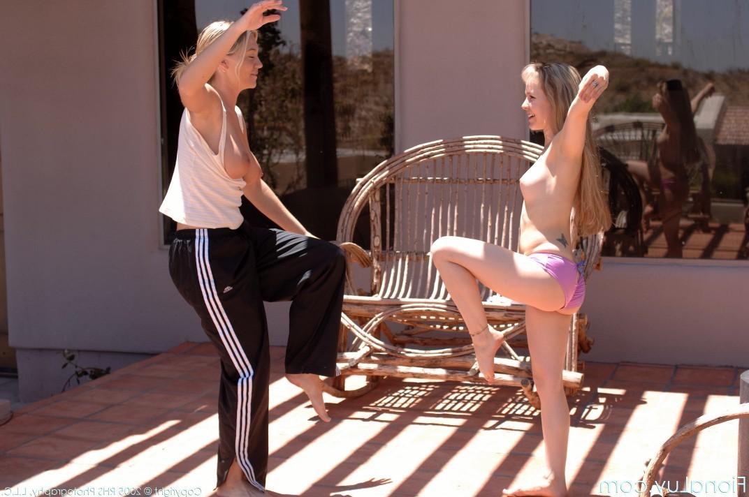 15P Fiona Luv play fights with Alison