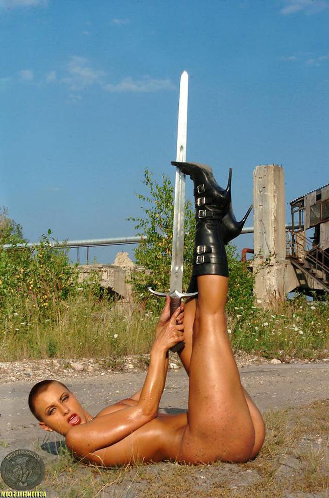 15P Veronica Vanoza is the Warrior goddess