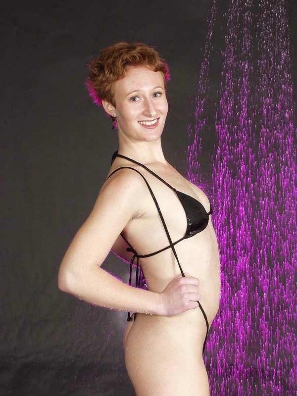 16P Horny babe with hairy juicy pussy fingeirng sex