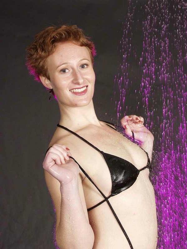 16P Horny babe with hairy juicy pussy fingeirng sex