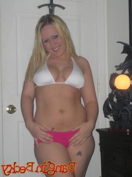 15P Bangin becky has a big round juicy ass