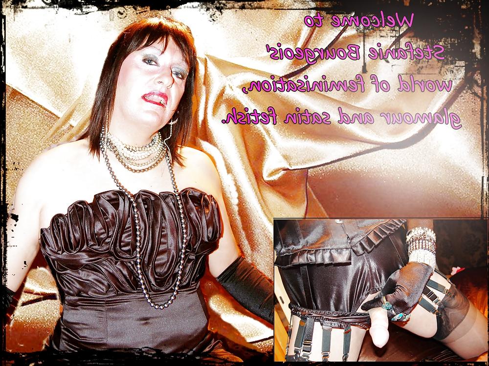 25P Dildo play & satin.