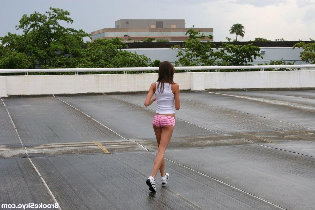 15P sexy brooke skye jogging topless