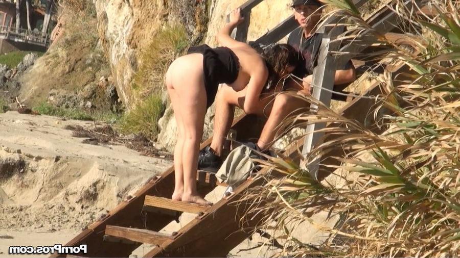 15P Nasty teen gets hot public cumshot