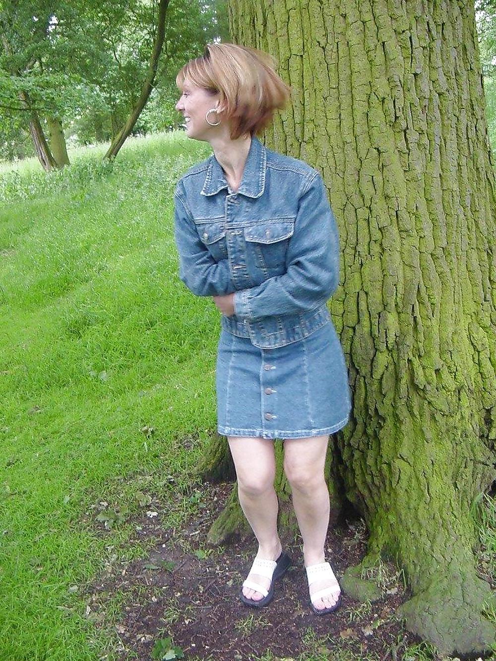 25P BRITISH CUMSLUT DEE