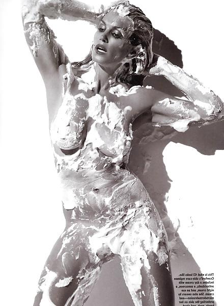 16P Cindy crawford topless