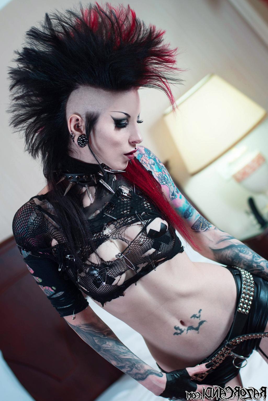 14P Tattooed Punk babe with mohawk shows off her great ass