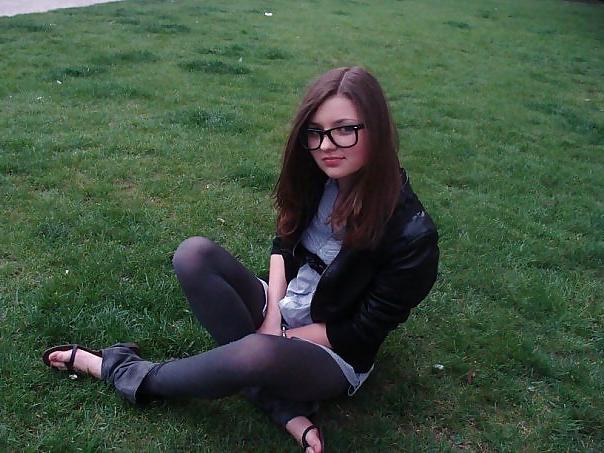 25P Ilona The Young Bitch