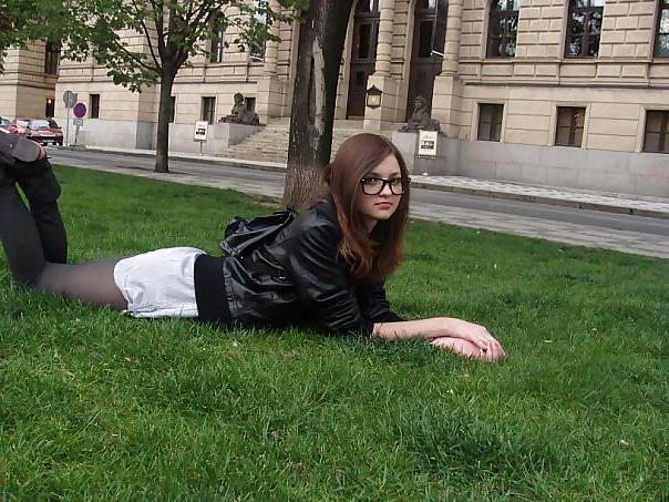 25P Ilona The Young Bitch