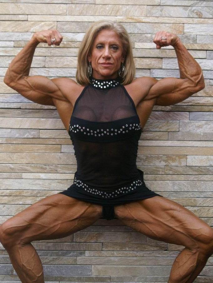15P hot female bodybuilders with big muscles