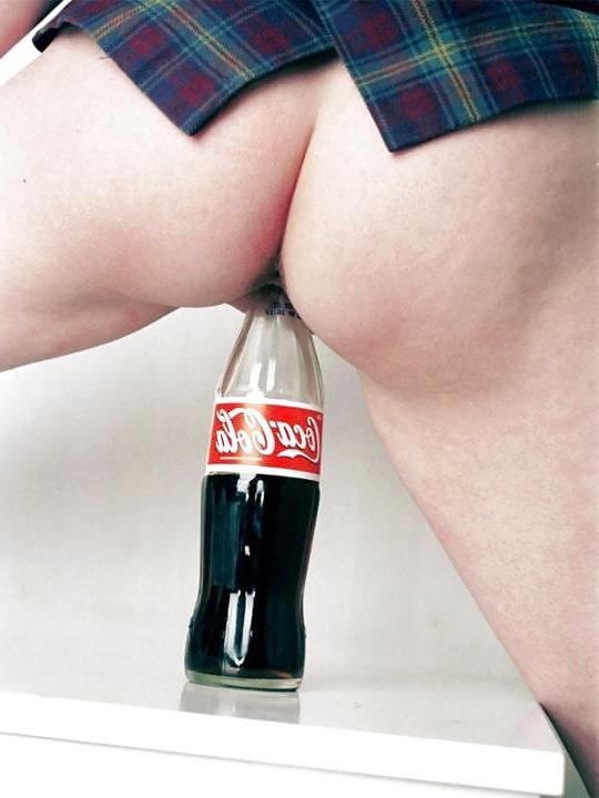 19P PLAY WITH COKE