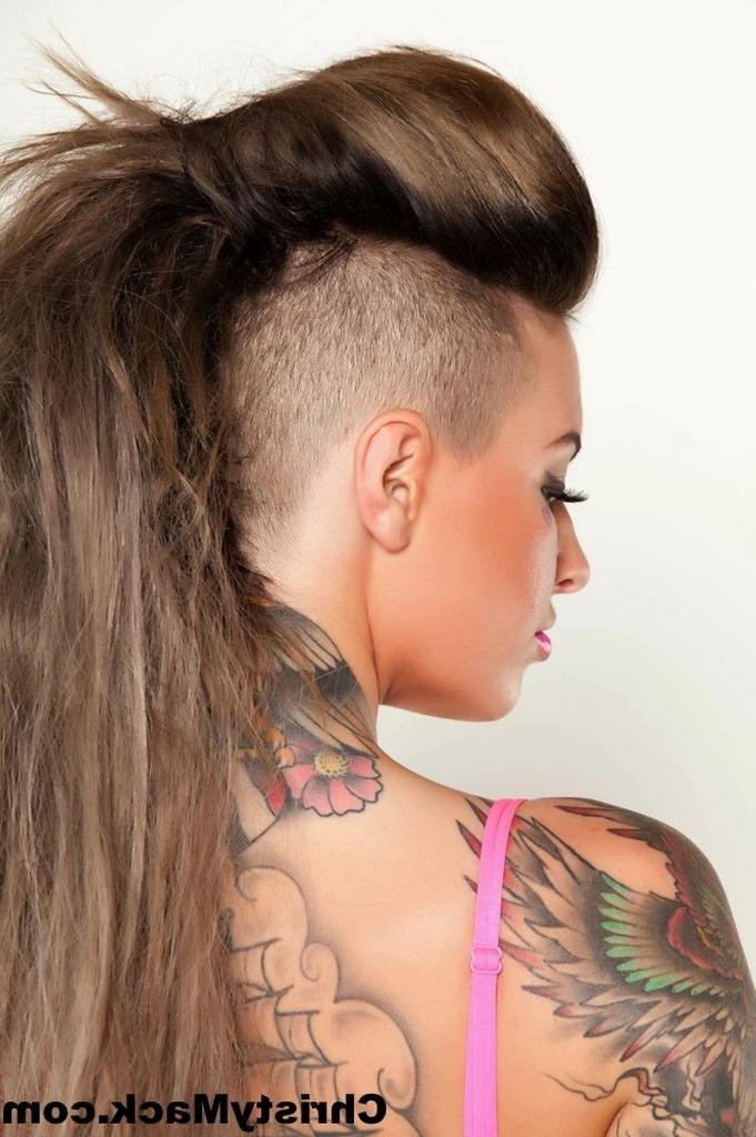 15P Tattooed goddess Christy Mack posing in high heels