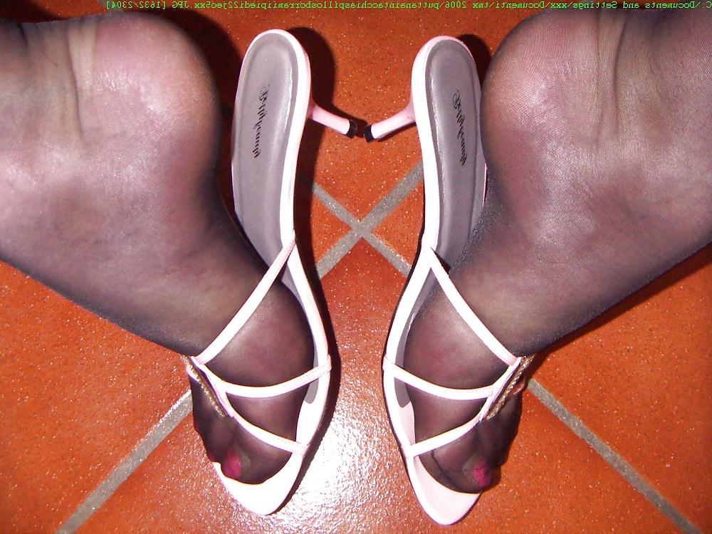21P Stocking shemale pantyhose symonax77 pink feet sissy tgirl