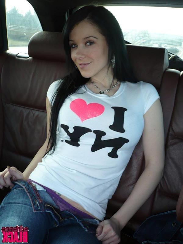 16P Busty NY tourist Adrianne Black strips down in the back seat