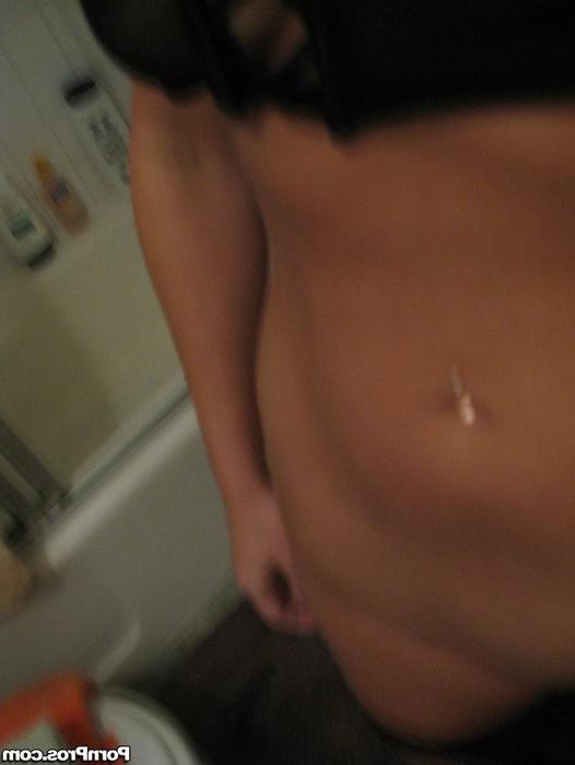 12P Bondage Back Stabbing Bride