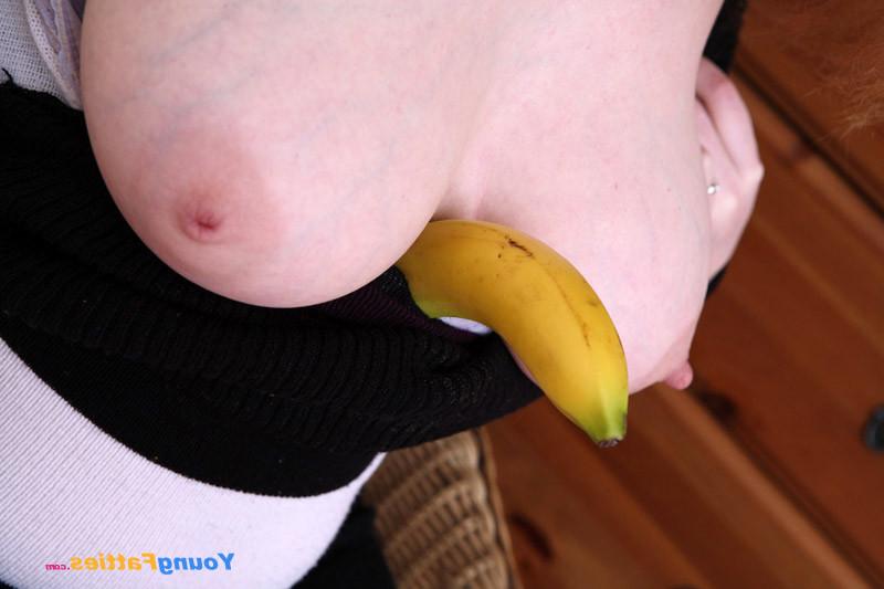 16P Bautiful young plumper plays with her jugs